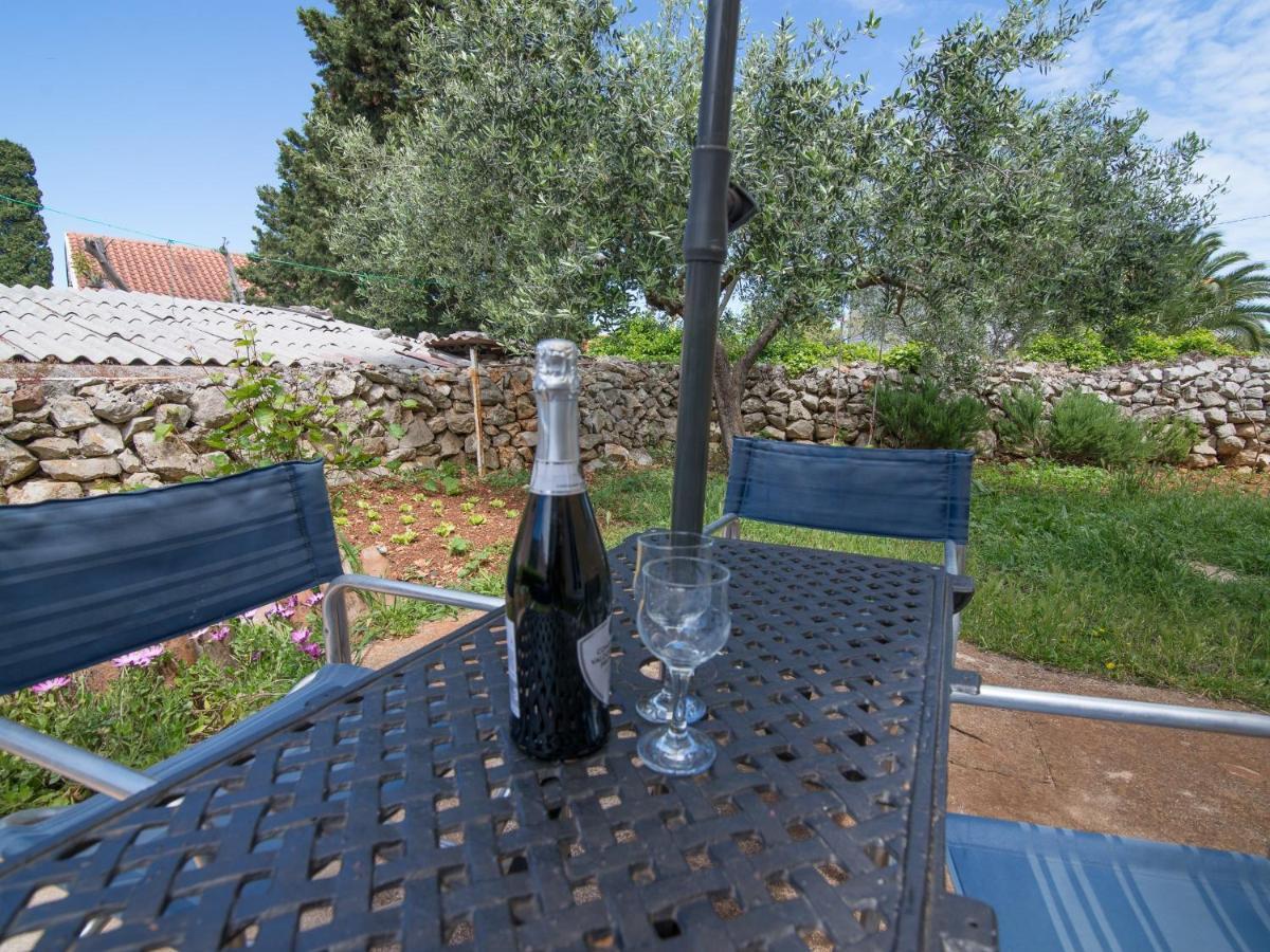 Apartamento Sven Veli Lošinj Exterior foto